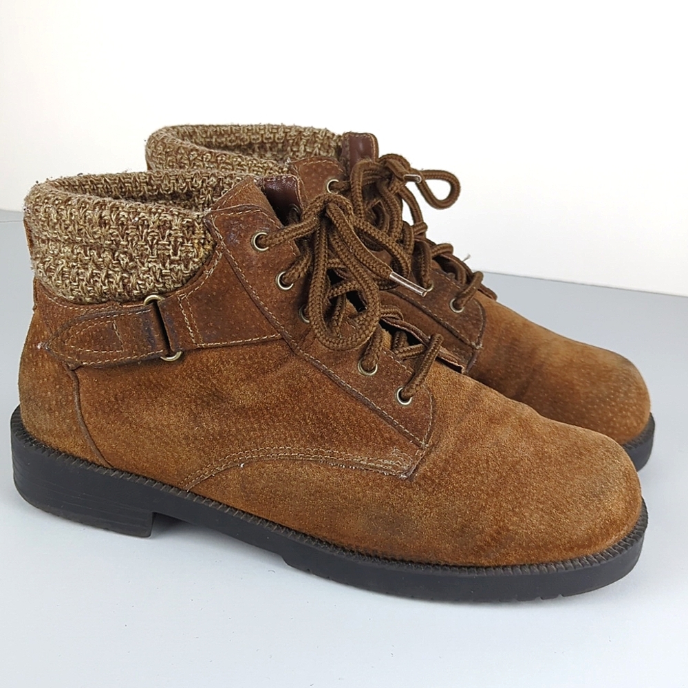RUGGED OUTBACK Women's Vintage 90s Brown Suede Sweater Boots